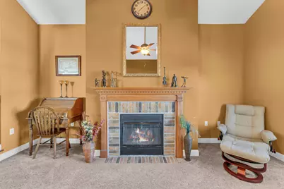 1079  Stratford Ct #201, Racine, WI 53406 - Photo 12