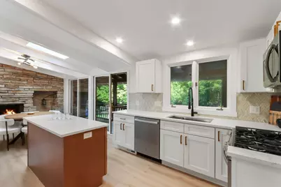 W3552  Wildwood Dr, Geneva, WI 53147 - Photo 10