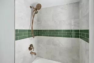 4640 W Scranton Pl, Milwaukee, WI 53216 - Photo 34