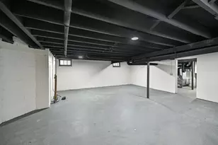 4640 W Scranton Pl, Milwaukee, WI 53216 - Photo 38