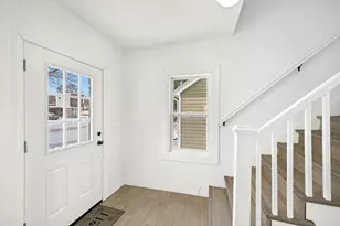 4640 W Scranton Pl, Milwaukee, WI 53216 - Photo 2