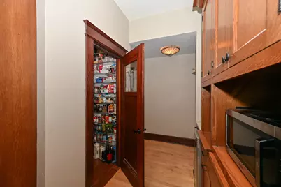 2176 N 73rd St, Wauwatosa, WI 53213 - Photo 30