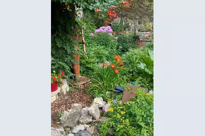 2176 N 73rd St, Wauwatosa, WI 53213 - Photo 78