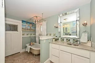 2176 N 73rd St, Wauwatosa, WI 53213 - Photo 42