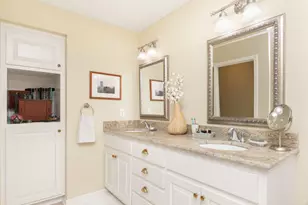 W283N6297 Hibritten Way, Hartland, WI 53029 - Photo 28