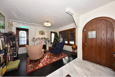 4926 N 37th St, Milwaukee, WI 53209 - Photo 6