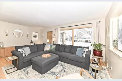 4265 N 163rd St, Brookfield, WI 53005 - Photo 14