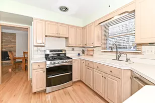 4265 N 163rd St, Brookfield, WI 53005 - Photo 22