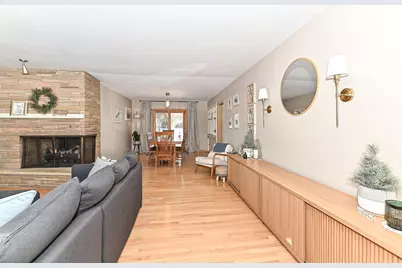 4265 N 163rd St, Brookfield, WI 53005 - Photo 8