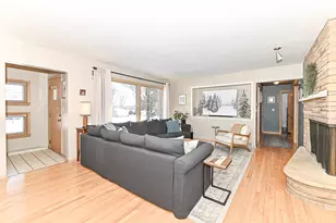 4265 N 163rd St, Brookfield, WI 53005 - Photo 10