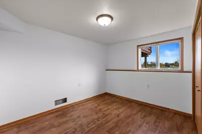 836  Tower Dr, Hartford, WI 53027 - Photo 32
