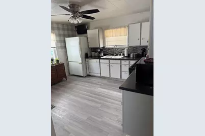 3022 S California St, Milwaukee, WI 53207 - Photo 6