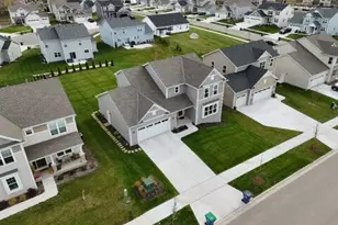 1684 Misty Ridge Ln, Port Washington, WI 53024 - Photo 4