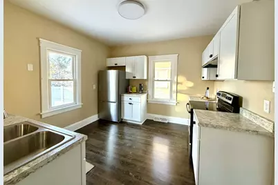 1324  Hayes Ave, Racine, WI 53405 - Photo 6