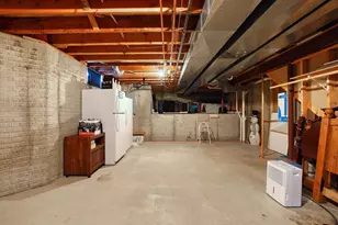 1125 Carlee Ann Ln, Pewaukee, WI 53072 - Photo 38