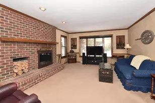 762 N Forest Ridge Ct, Summit, WI 53066 - Photo 34
