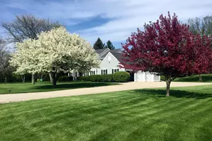 762 N Forest Ridge Ct, Summit, WI 53066 - Photo 72