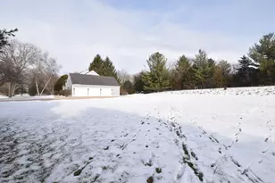 762 N Forest Ridge Ct, Summit, WI 53066 - Photo 66