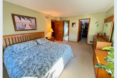 3560 S Sandalwood Dr, New Berlin, WI 53151 - Photo 26
