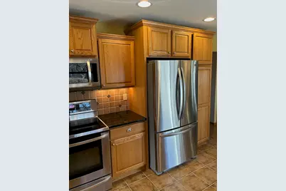 3560 S Sandalwood Dr, New Berlin, WI 53151 - Photo 12