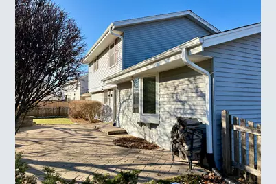 3560 S Sandalwood Dr, New Berlin, WI 53151 - Photo 30