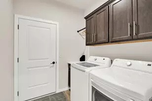 W204N1763 Laurel Pl, Jackson, WI 53037 - Photo 24