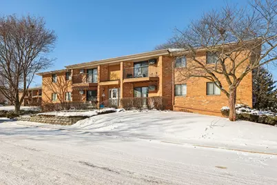 4417 S Greenridge Cir #Unit G, Greenfield, WI 53220 - Photo 1