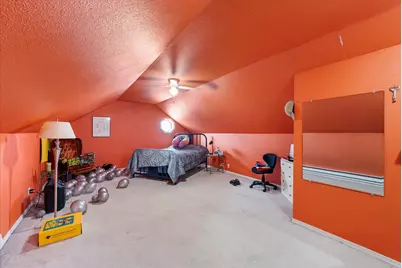 4220 W Reichert Pl, Milwaukee, WI 53209 - Photo 12