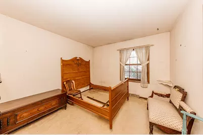 707  Kimberly Ct, Grafton, WI 53024 - Photo 16