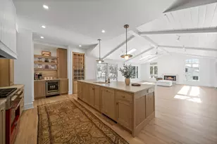 853 Sauganash Dr, Fontana, WI 53125 - Photo 38
