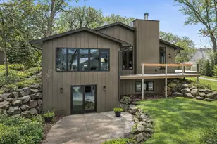 853 Sauganash Dr, Fontana, WI 53125 - Photo 102