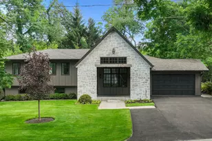 853 Sauganash Dr, Fontana, WI 53125 - Photo 10