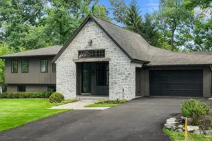 853 Sauganash Dr, Fontana, WI 53125 - Photo 6