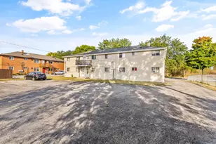 6181 N 84th St, Milwaukee, WI 53225 - Photo 8