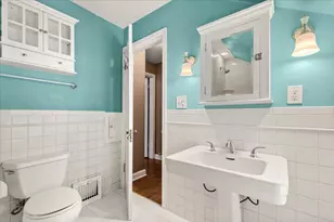 9725 W Hope Ave, Wauwatosa, WI 53222 - Photo 26