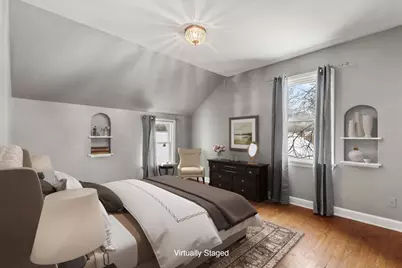 9725 W Hope Ave, Wauwatosa, WI 53222 - Photo 18