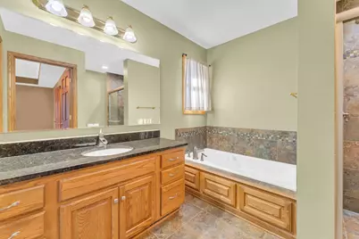 4731  Willow Wood Dr, Racine, WI 53403 - Photo 20