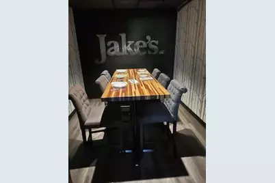 21445  Gumina Rd, Brookfield, WI 53072 - Photo 8