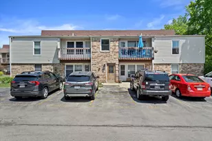 N114W16680 Crown Dr, Germantown, WI 53022 - Photo 16