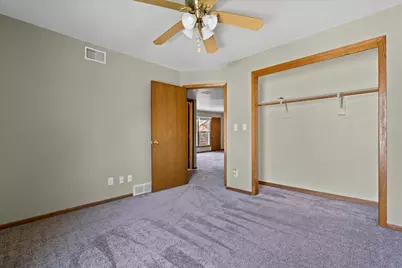 N114W16680  Crown Dr #7, Germantown, WI 53022 - Photo 8