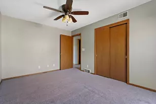 N114W16680 Crown Dr, Germantown, WI 53022 - Photo 10