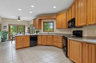 1289 Ridgeside Rd, Oconomowoc, WI 53066 - Photo 18