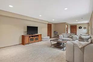 1289 Ridgeside Rd, Oconomowoc, WI 53066 - Photo 40