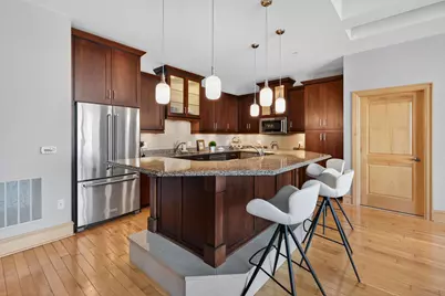 1313 N Franklin Pl #1002, Milwaukee, WI 53202 - Photo 8