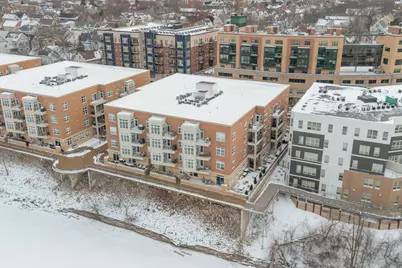 1905 N Water St #401, Milwaukee, WI 53202 - Photo 2