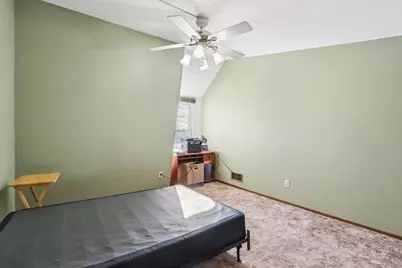 1524  Big Bend Rd Rd #J, Waukesha, WI 53189 - Photo 22