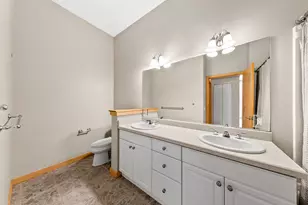 530 W Doty St, Madison, WI 53703 - Photo 30