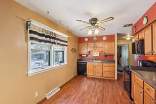 1455 Hillside Dr, Waukesha, WI 53186 - Photo 6