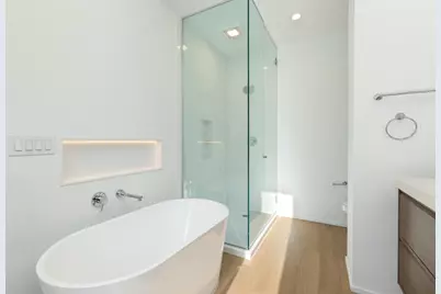 1170  Harmony Ln, Grafton, WI 53024 - Photo 8