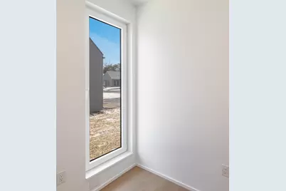 1170  Harmony Ln, Grafton, WI 53024 - Photo 12